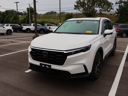 Certified 2026 Honda CR-V EX-L image 3