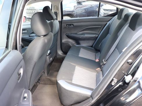 Used 2025 Nissan Versa SV FWD image 12