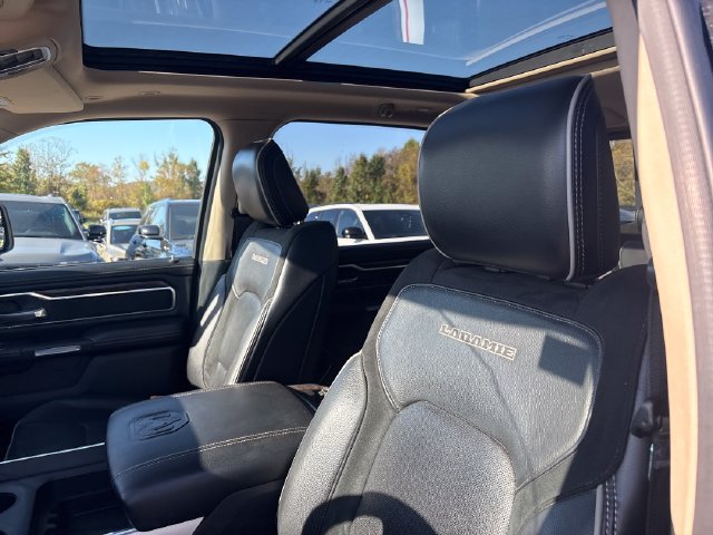 Used 2019 RAM 1500 Laramie AWD/4WD image 9