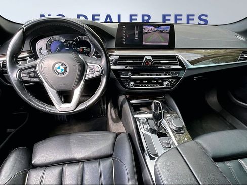 Used 2019 BMW 530i xDrive w/ Convenience Package image 7