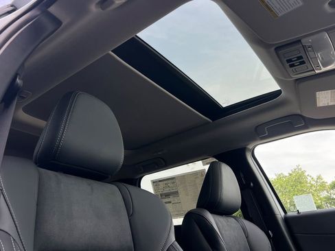 New 2025 Mitsubishi Outlander SE AWD/4WD image 18