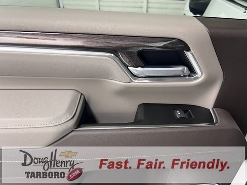 New 2026 Chevrolet Silverado 2500 LTZ w/ LTZ Premium Package image 32