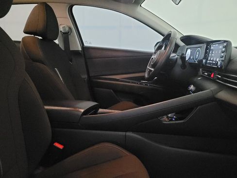 Used 2021 Hyundai Elantra SEL w/ Convenience Package FWD image 21