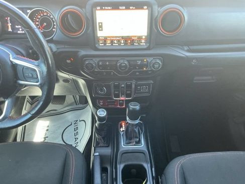 Used 2023 Jeep Gladiator Mojave w/ LED Lighting Group AWD/4WD image 12