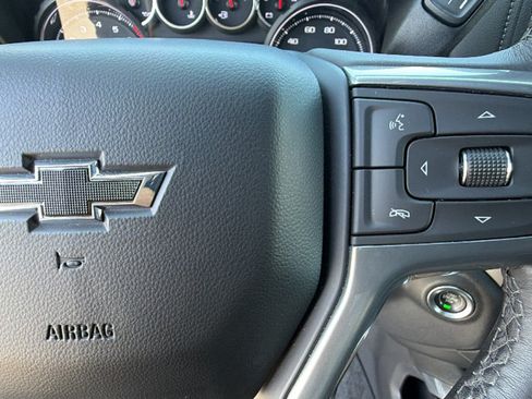Used 2021 Chevrolet Silverado 1500 LT Trail Boss w/ Convenience Package II AWD/4WD image 20
