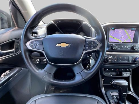 Used 2017 Chevrolet Colorado Z71 w/ Z71 Midnight Edition AWD/4WD image 5