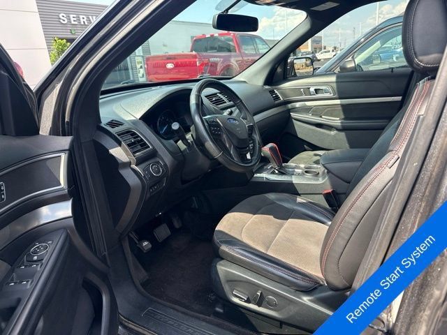 Used 2018 Ford Explorer XLT w/ Equipment Group 202A FWD image 14