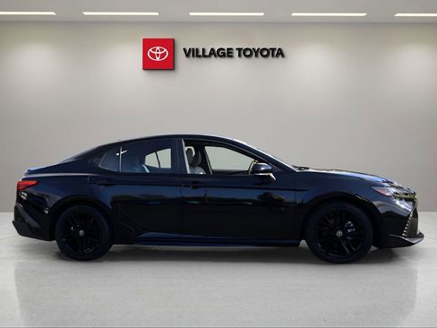 Certified 2026 Toyota Camry SE image 6