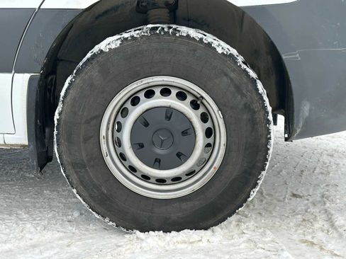 Used 2023 Mercedes-Benz Sprinter 2500 image 9