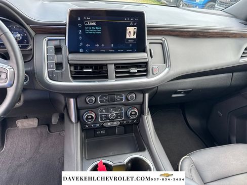 Used 2024 Chevrolet Tahoe Premier AWD/4WD image 16