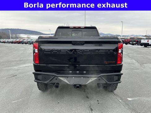 Used 2025 Chevrolet Silverado 1500 LTZ image 6