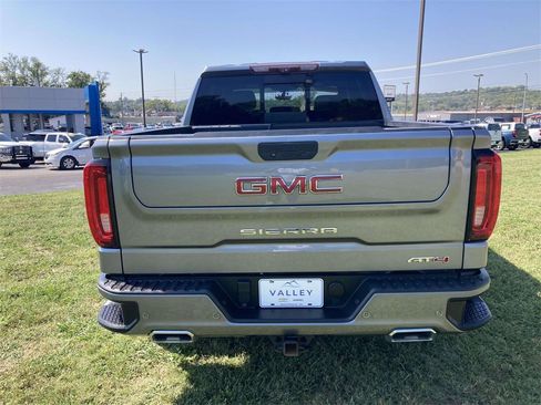 Used 2020 GMC Sierra 1500 AT4 w/ AT4 Premium Package image 5