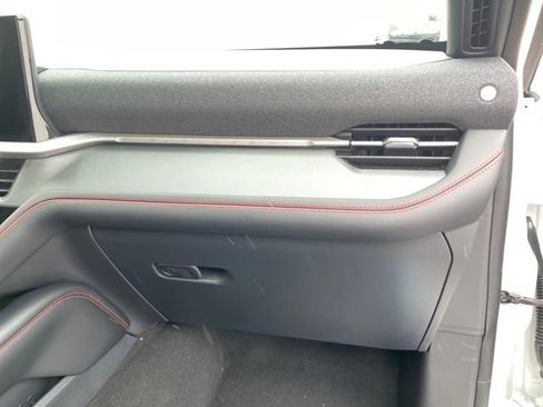 New 2026 Ford Explorer ST-Line w/ ST-Line Street Pack AWD/4WD image 41