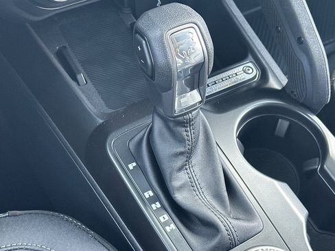 New 2026 Ford Bronco Badlands AWD/4WD image 21