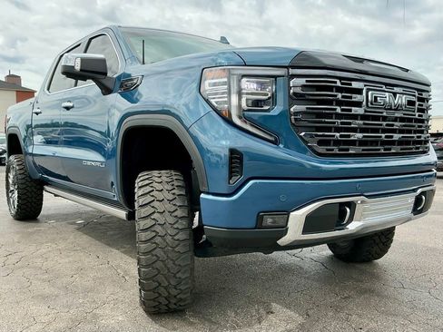 Used 2025 GMC Sierra 1500 Denali Ultimate AWD/4WD image 3