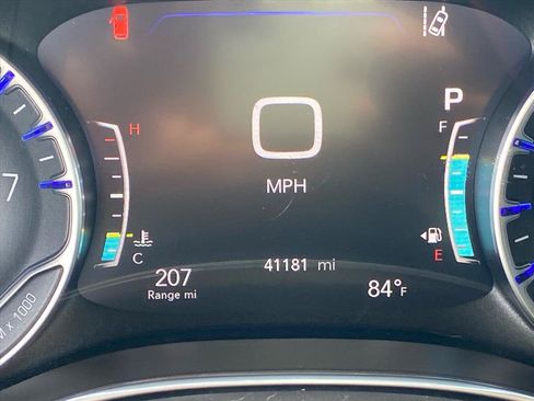 Used 2022 Chrysler Pacifica Limited w/ S Appearance Package FWD image 19