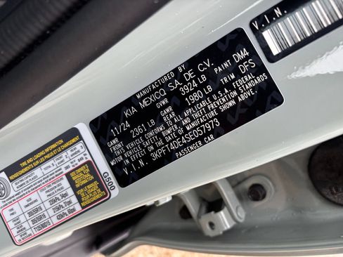 Used 2025 Kia K4 FWD image 28