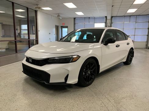 Used 2026 Honda Civic Sport image 2