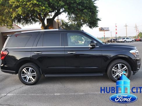 Used 2024 Ford Expedition Limited RWD image 6
