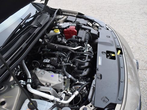 Used 2026 Nissan Sentra SV w/ SV Convenience Package FWD image 17