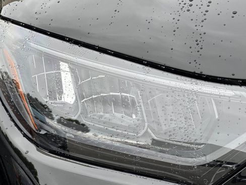New 2026 Mercedes-Benz EQE 320 4MATIC SUV image 11