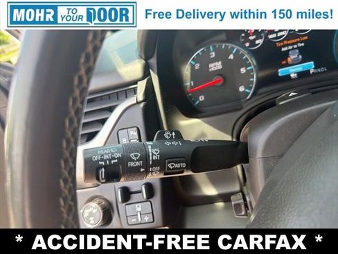 Used 2020 Chevrolet Suburban Premier AWD/4WD image 17