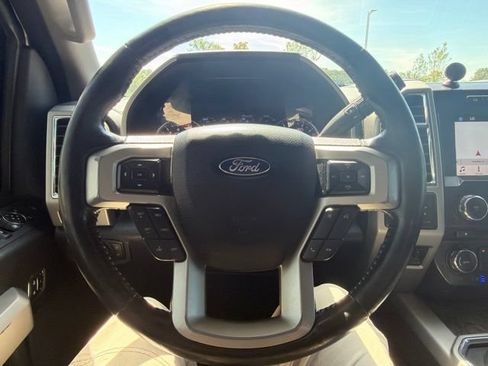 Used 2018 Ford F250 Lariat w/ Lariat Ultimate Package AWD/4WD image 53