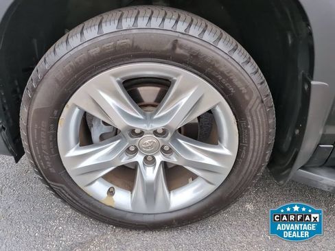 Used 2016 Toyota Highlander Limited AWD/4WD image 9