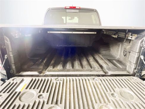 Used 2023 Nissan Frontier SV w/ SV Convenience Package image 27