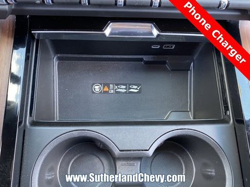 Certified 2025 GMC Yukon XL Denali image 36