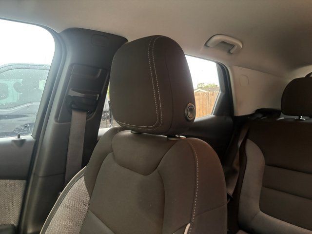 Used 2024 Chevrolet TrailBlazer LT FWD image 35