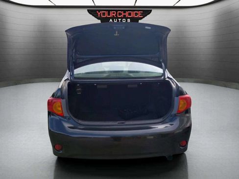 Used 2010 Toyota Corolla LE image 7