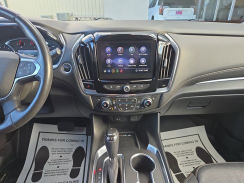 Used 2020 Chevrolet Traverse Premier image 23