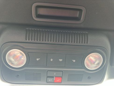 Used 2014 Volkswagen Eos FWD image 25