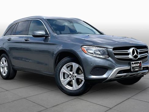 Used 2017 Mercedes-Benz GLC 300 image 3