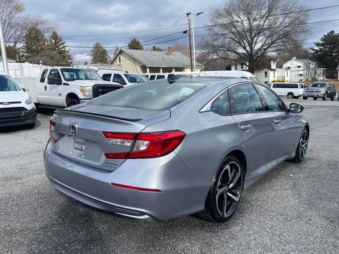 Used 2022 Honda Accord Sport image 6