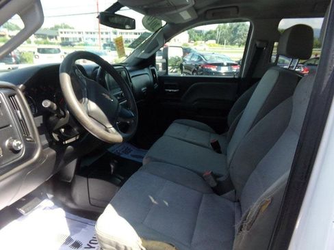 Used 2019 Chevrolet Silverado 3500 W/T w/ WT Convenience Package image 9