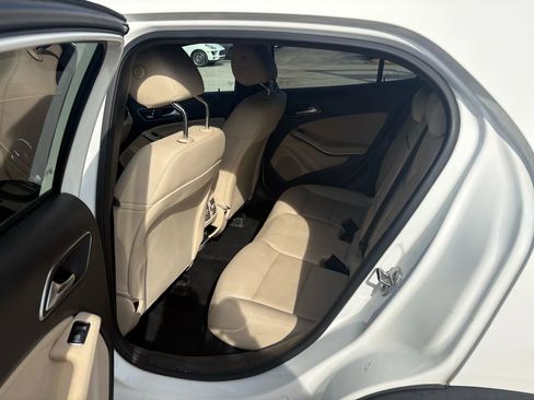 Used 2019 Mercedes-Benz GLA 250 image 8