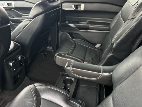 Used 2020 Ford Explorer ST AWD/4WD image 5