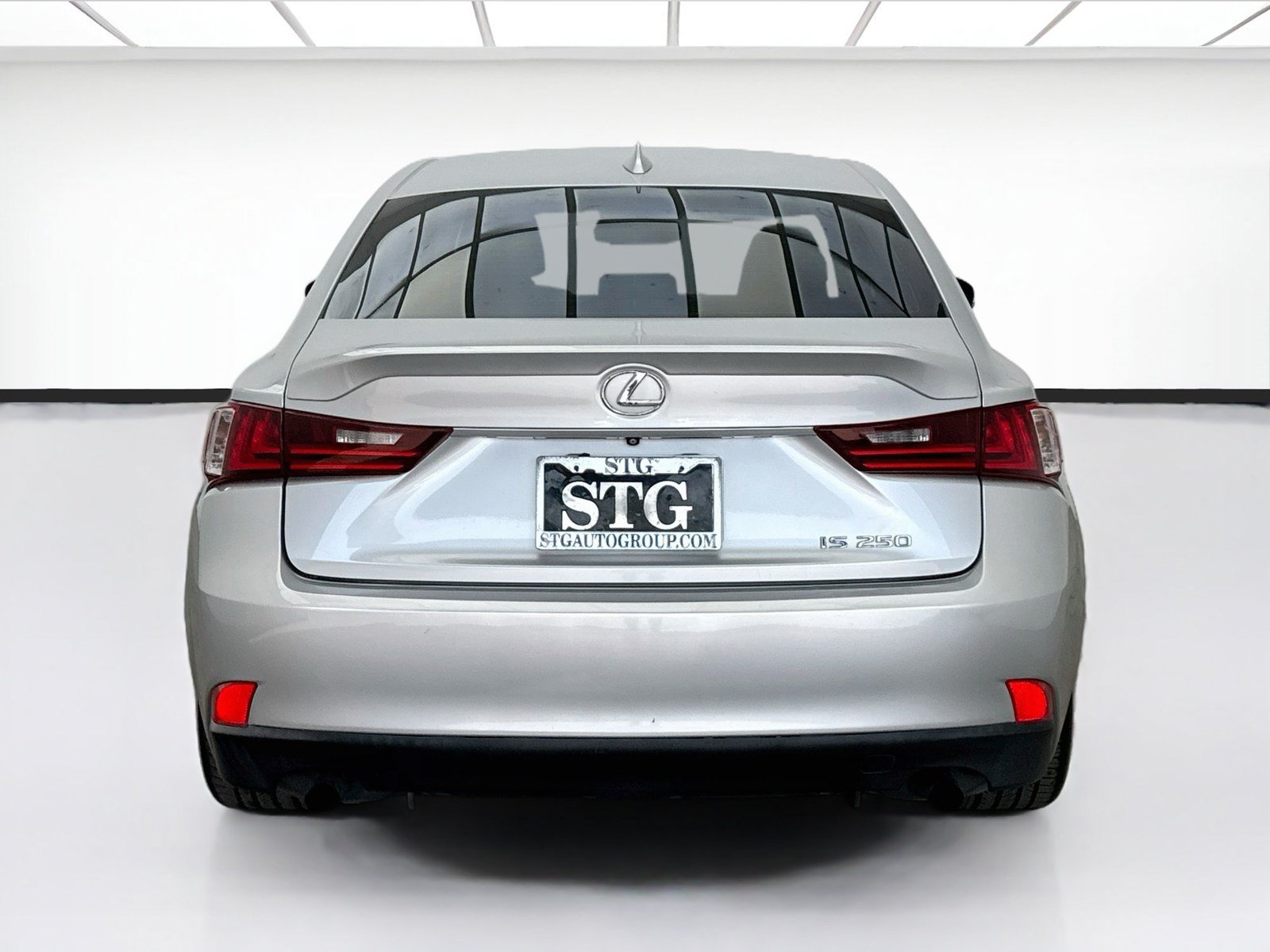 Used 2015 Lexus IS 250 w/ Navigation System Package RWD image 5