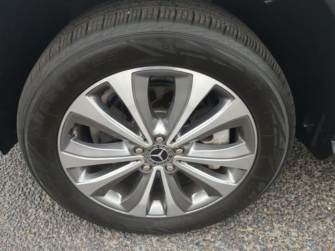 Used 2020 Mercedes-Benz GLE 350 image 20