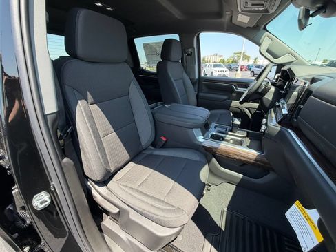 New 2026 GMC Sierra 1500 Elevation w/ Preferred Package AWD/4WD image 17
