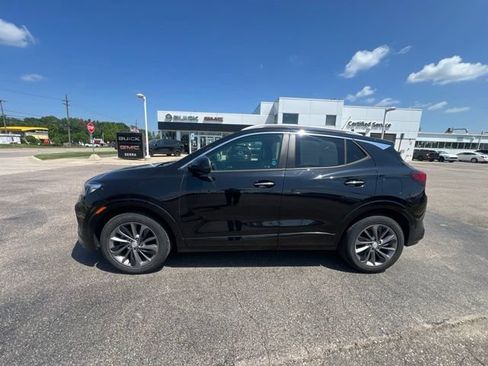 Used 2020 Buick Encore GX Select w/ Sport Touring Package FWD image 8