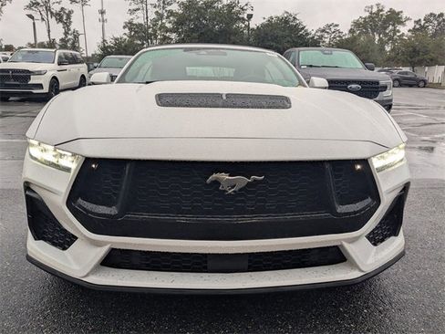 Used 2024 Ford Mustang GT Premium image 6