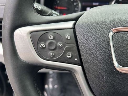 Used 2024 GMC Terrain SLT w/ Infotainment Package II AWD/4WD image 23