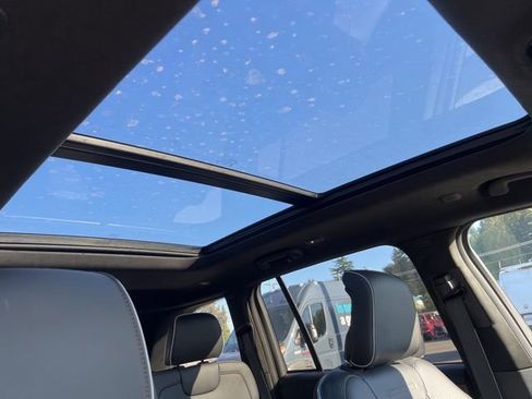 New 2025 Jeep Grand Cherokee Summit image 23