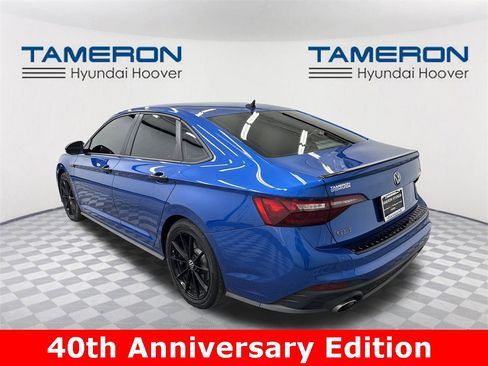 Used 2024 Volkswagen Jetta GLI 40th Anniversary Edition image 3