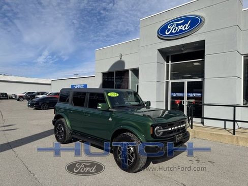 Used 2024 Ford Bronco Outer Banks image 1