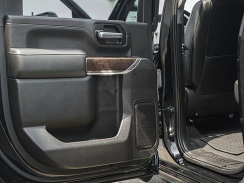 Used 2023 GMC Sierra 3500 Denali AWD/4WD image 50