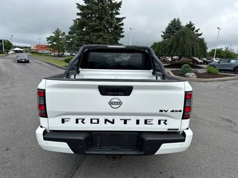 Certified 2023 Nissan Frontier SV w/ Midnight Edition Package AWD/4WD image 4